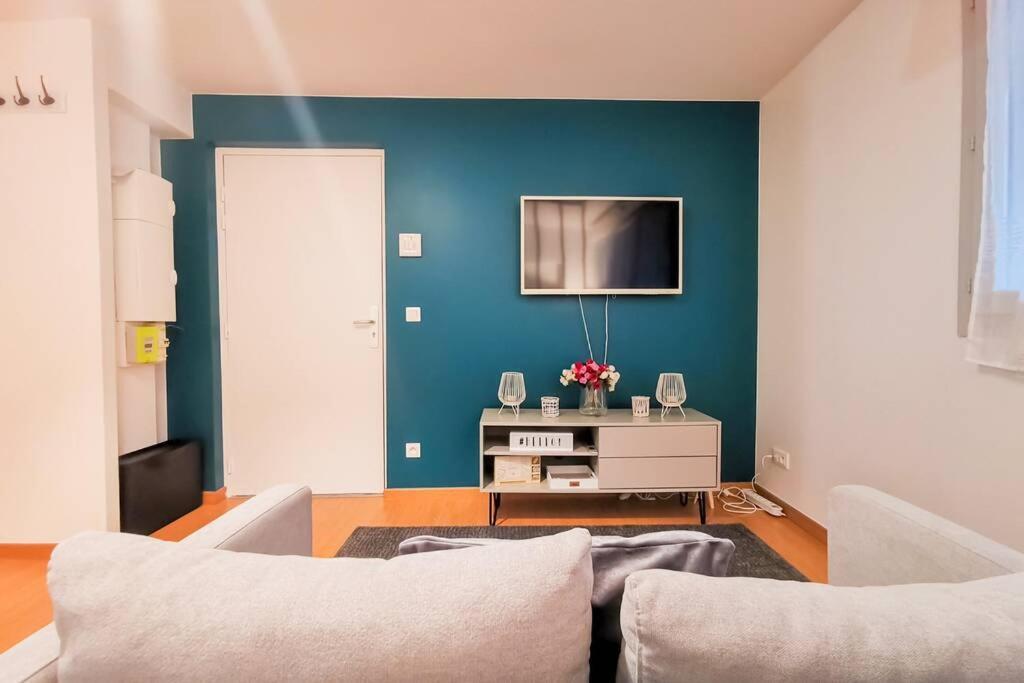 Le Confortable-Cosy Studio A 3 Minutes Du Metro Pantin Exterior photo